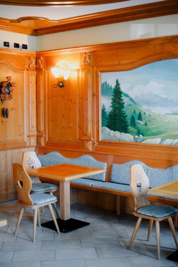 Hotel Stelvio Varese Eksteriør bilde