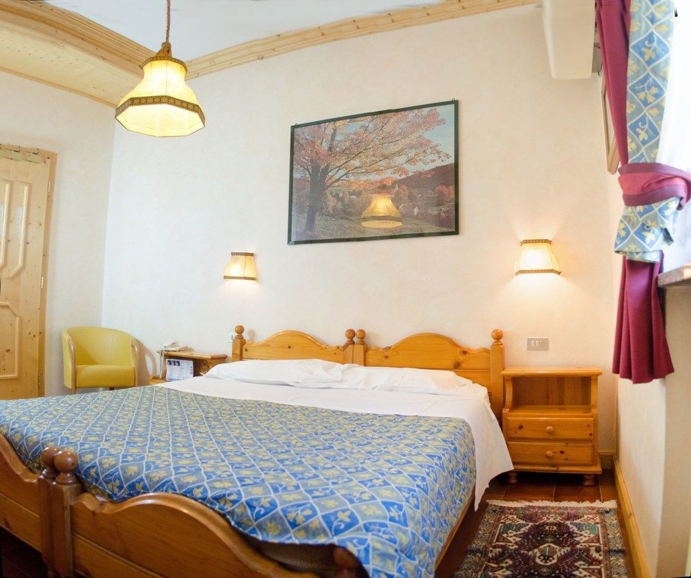 Hotel Stelvio Varese Eksteriør bilde